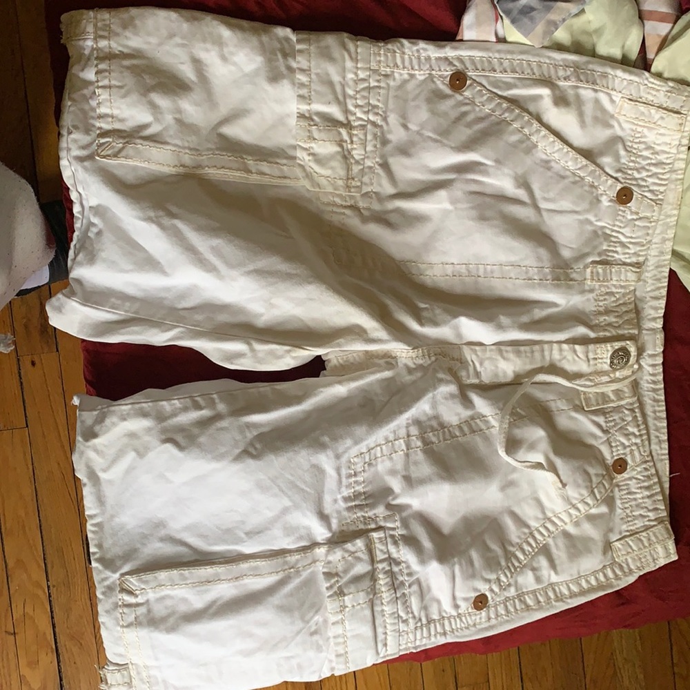 White true religion shorts